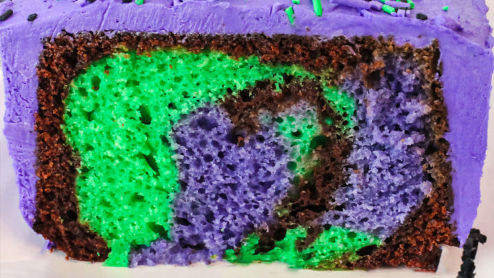 small weddingcake, blush and green marble - Decorated - CakesDecor