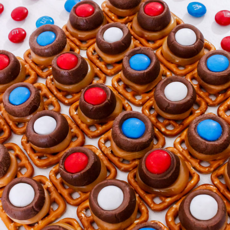 Patriotic Caramel Pretzel Bites