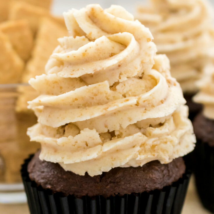 Graham Cracker Buttercream Frosting