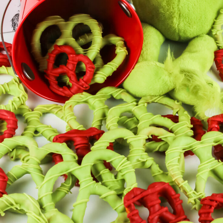 Grinch Heart Pretzels